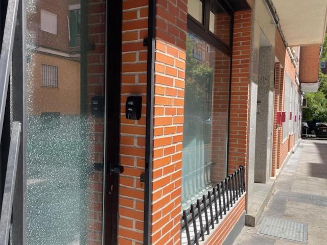 Nuevo Y Confortable Apartamento En Vista Alegre Madrid Esterno foto