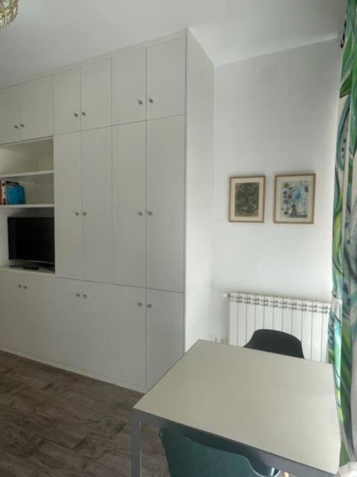 Nuevo Y Confortable Apartamento En Vista Alegre Madrid Esterno foto